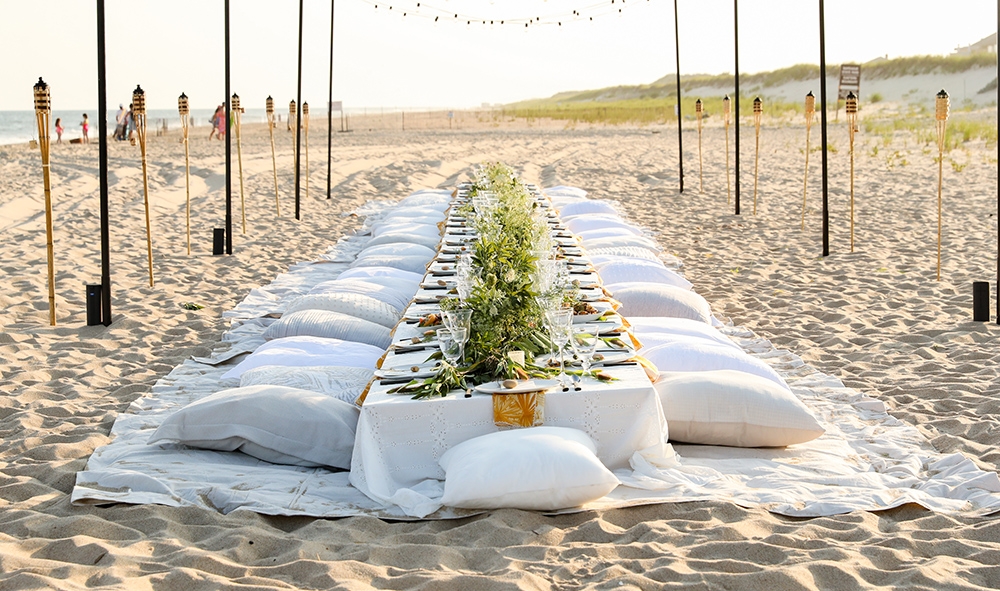 Dinner on the beach at the Hamptons 