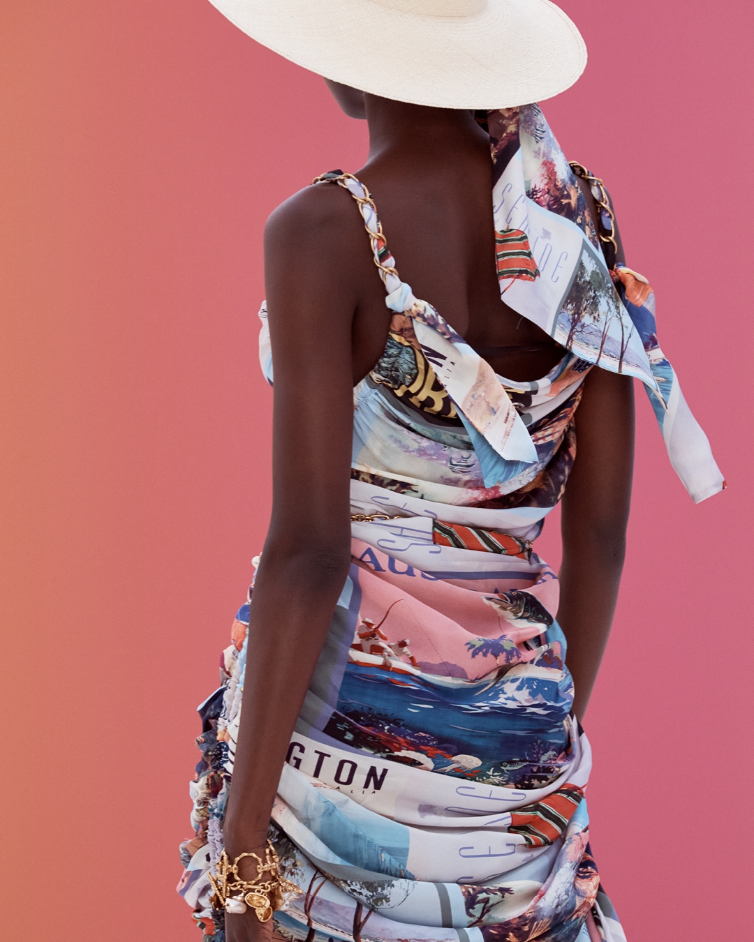 IN THE DETAIL: LOOK 2 RESORT READY TO WEAR 2022, THE POSTCARD 